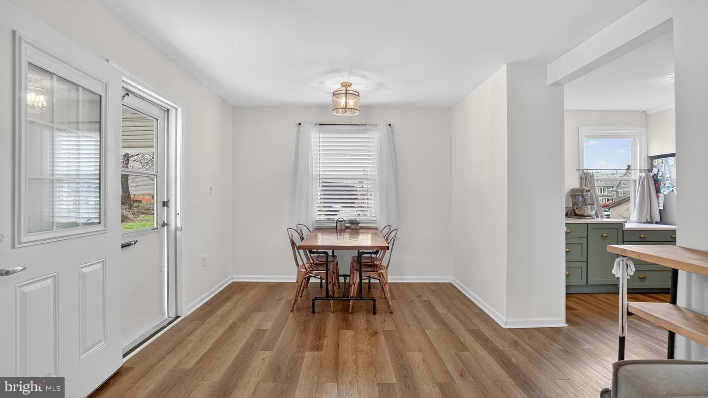 611 Beverly Road photo 11