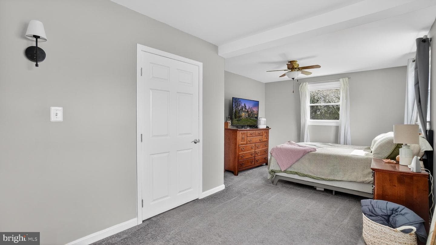 611 Beverly Road photo 24