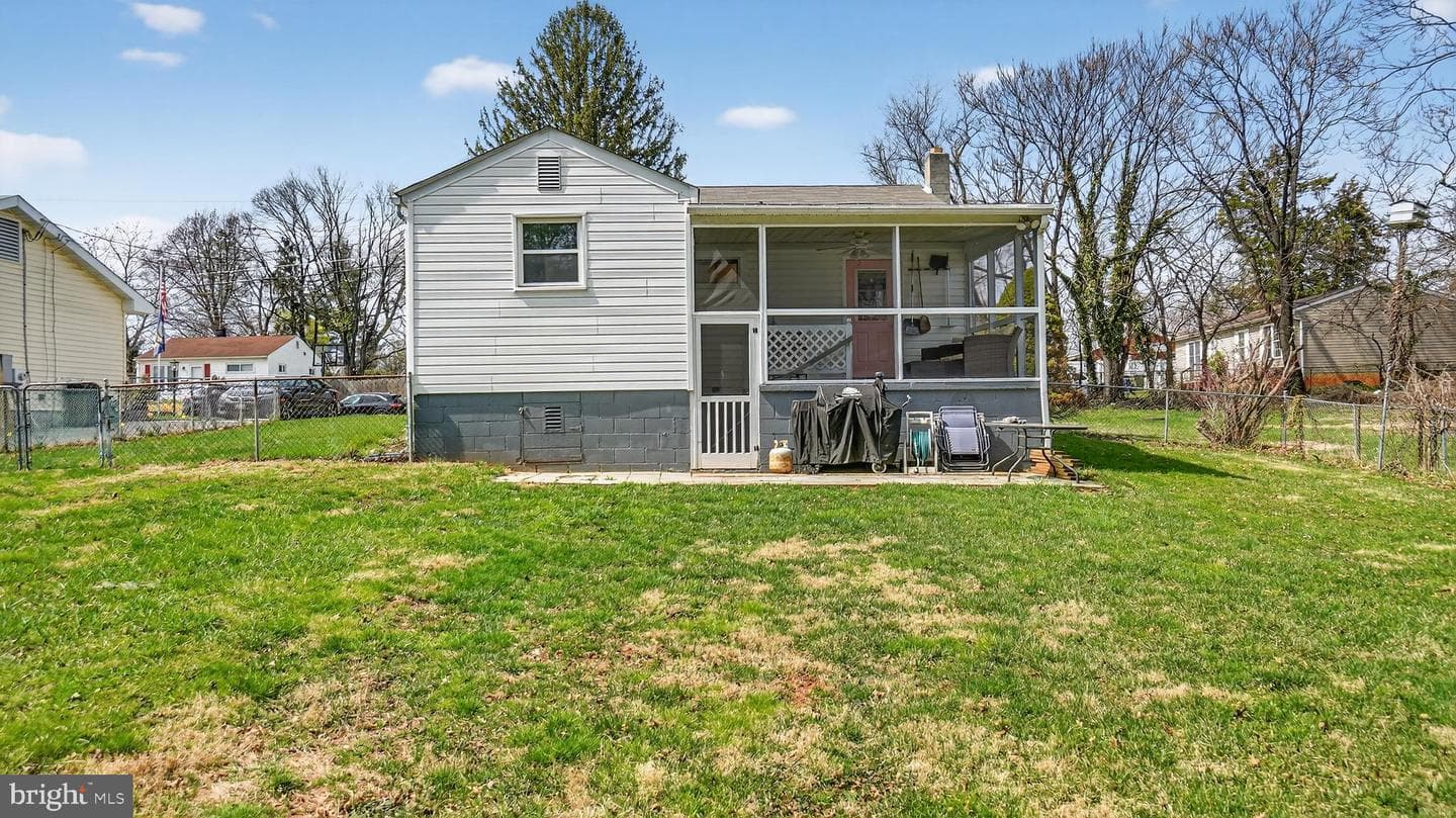 611 Beverly Road photo 39