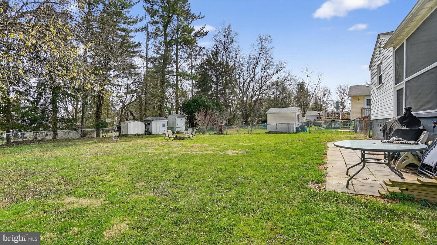 611 Beverly Road photo 42