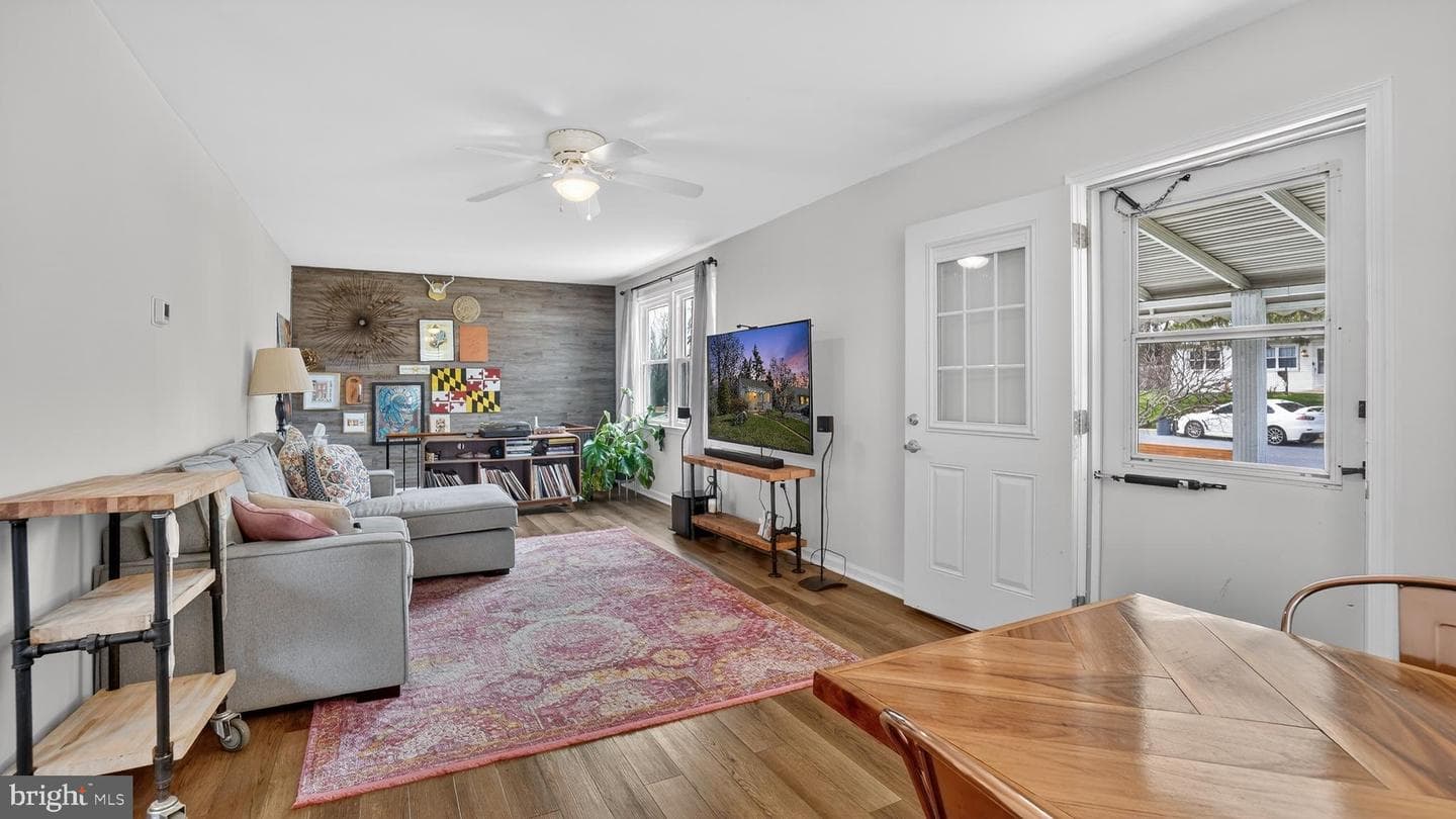 611 Beverly Road photo 7
