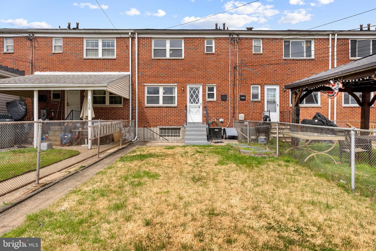1041 Foxwood Lane photo 44