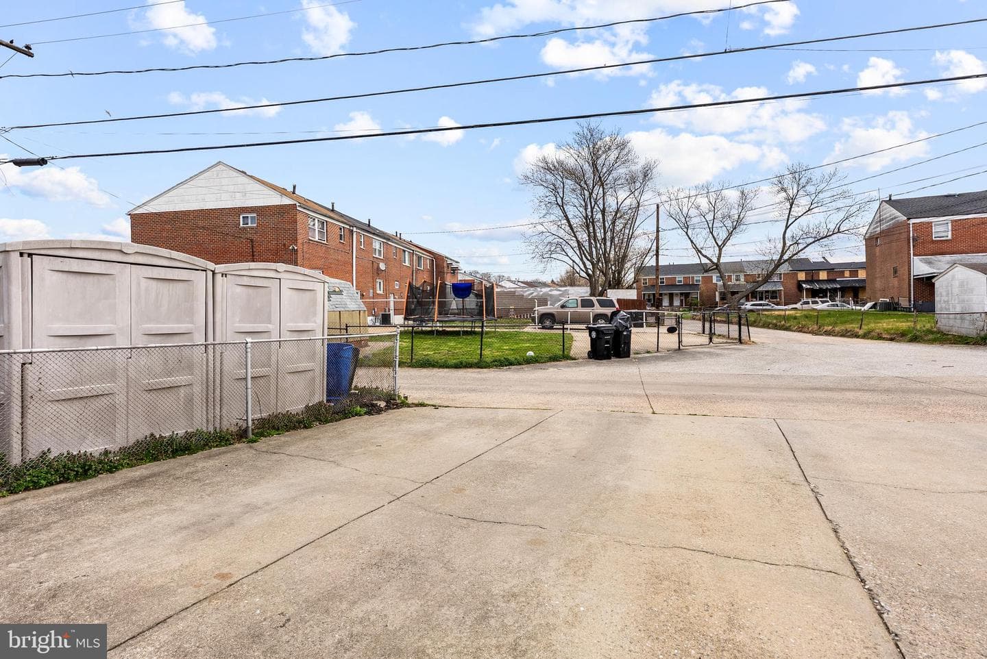1041 Foxwood Lane photo 45