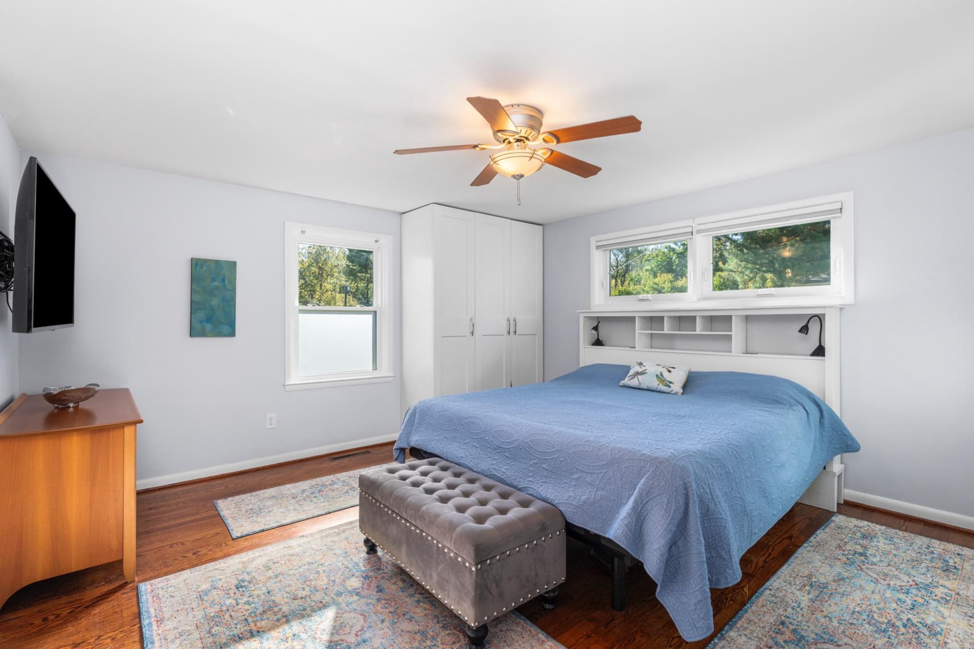 1101 Gypsy Lane W photo 17