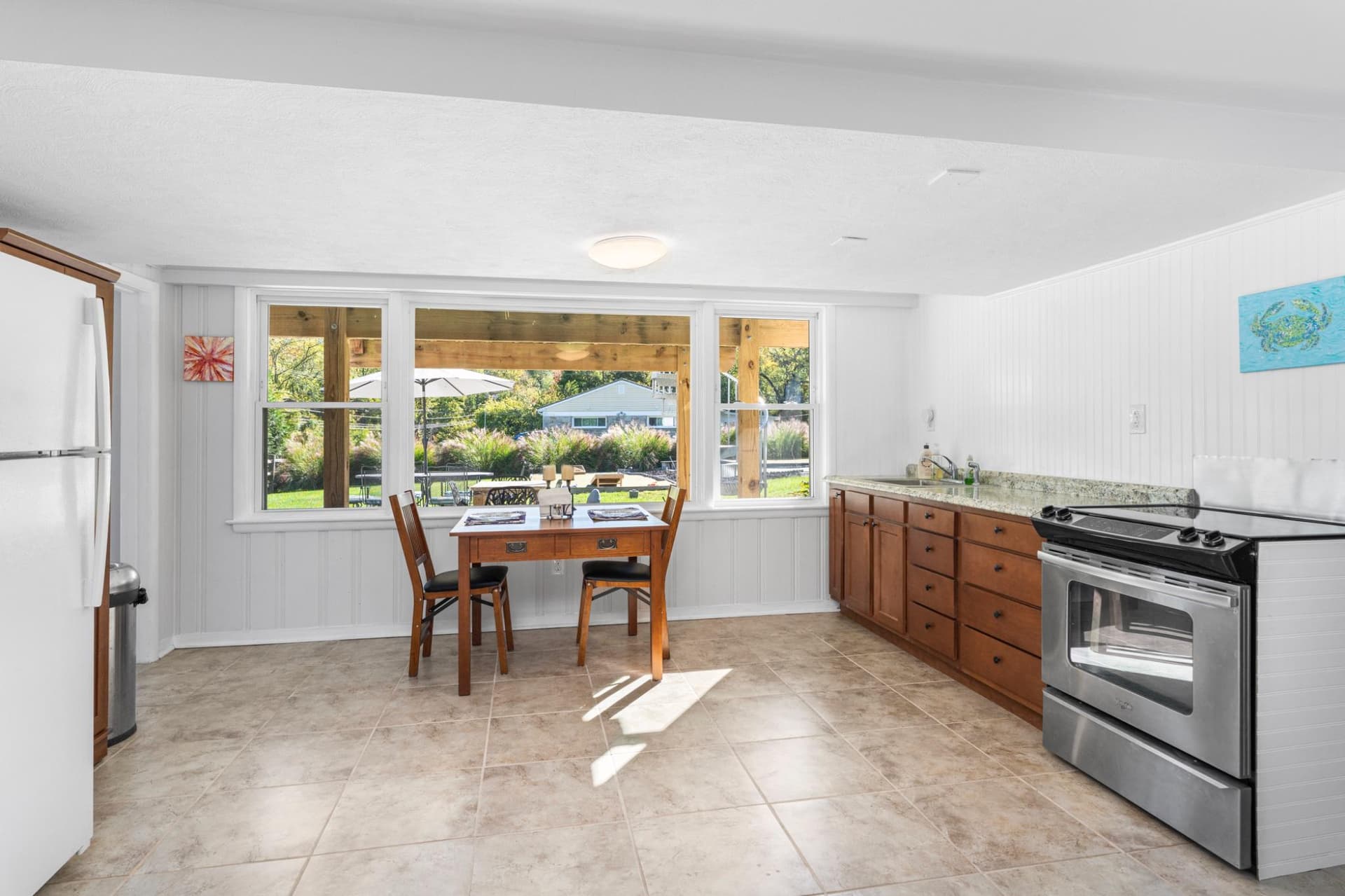 1101 Gypsy Lane W photo 30