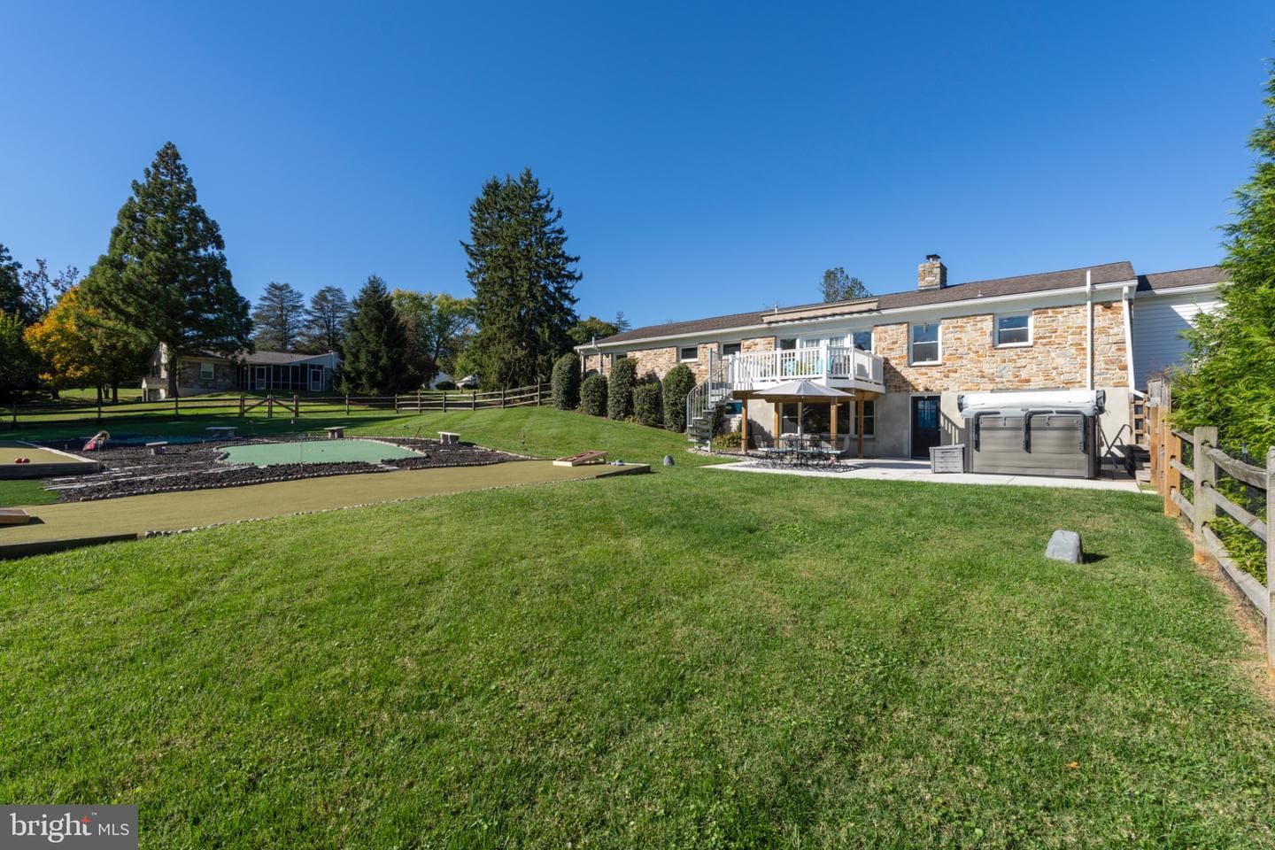 1101 Gypsy Lane W photo 43