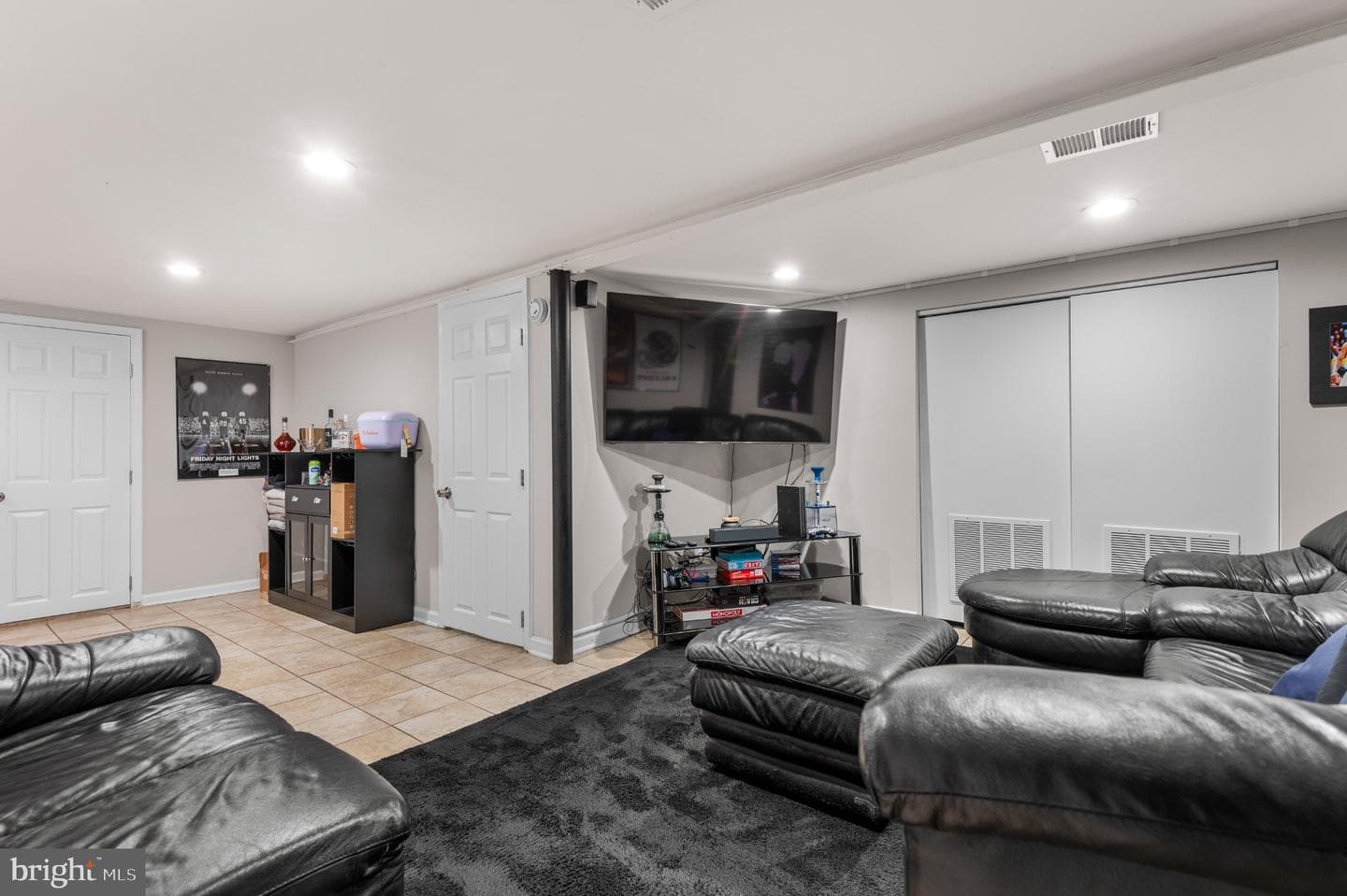 521 Fairview Avenue photo 25