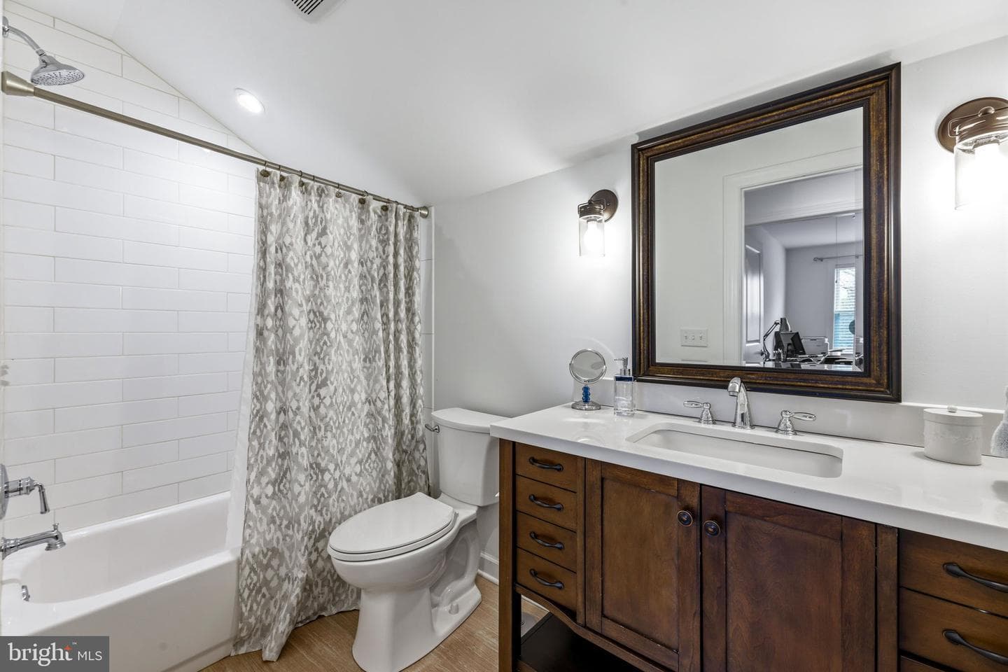 4126 Hedgehill Lane photo 35