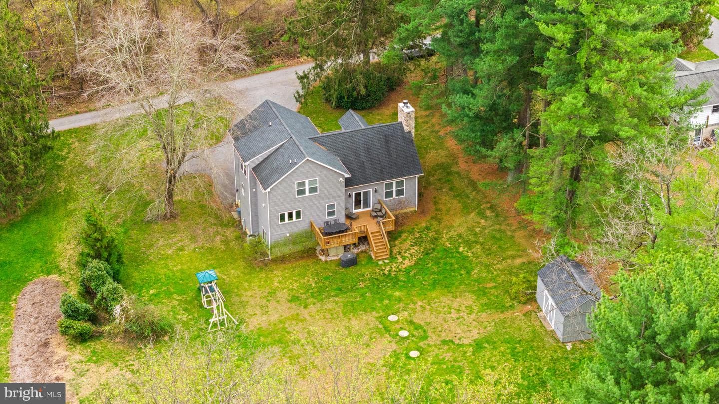 4126 Hedgehill Lane photo 50
