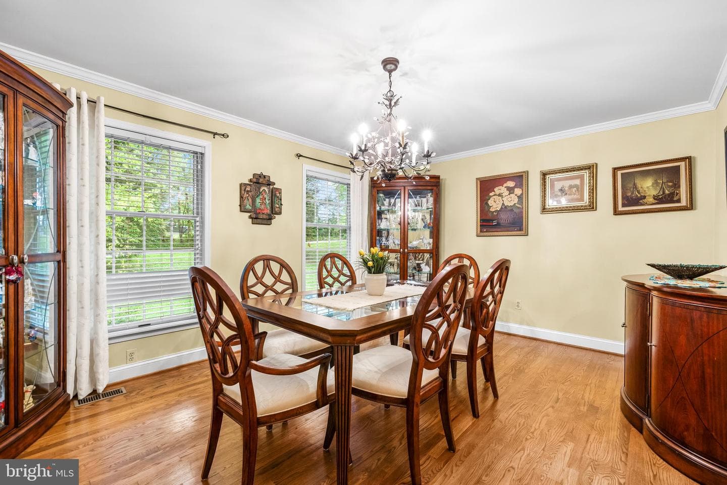 904 Maplehurst Lane photo 17