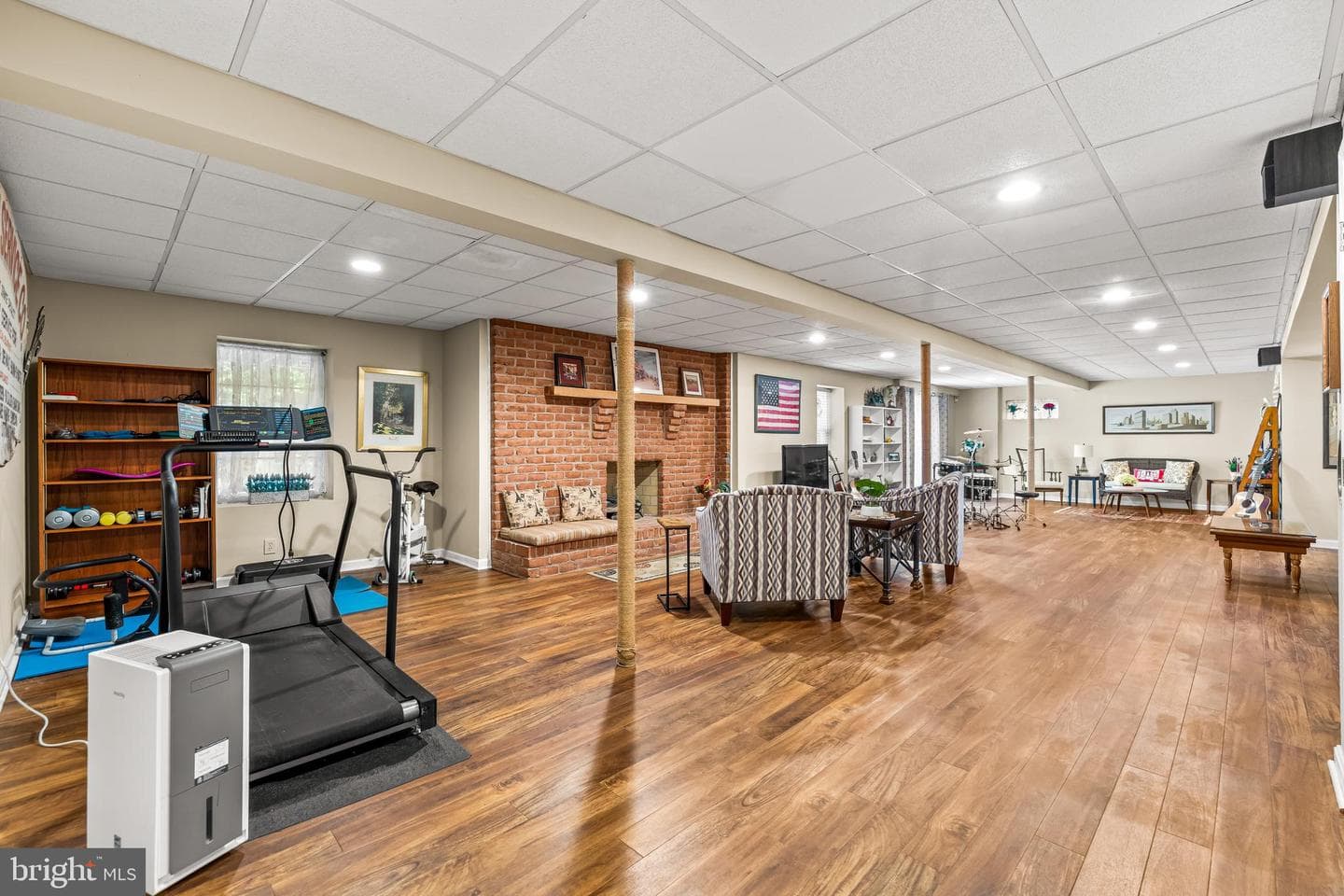 904 Maplehurst Lane photo 33