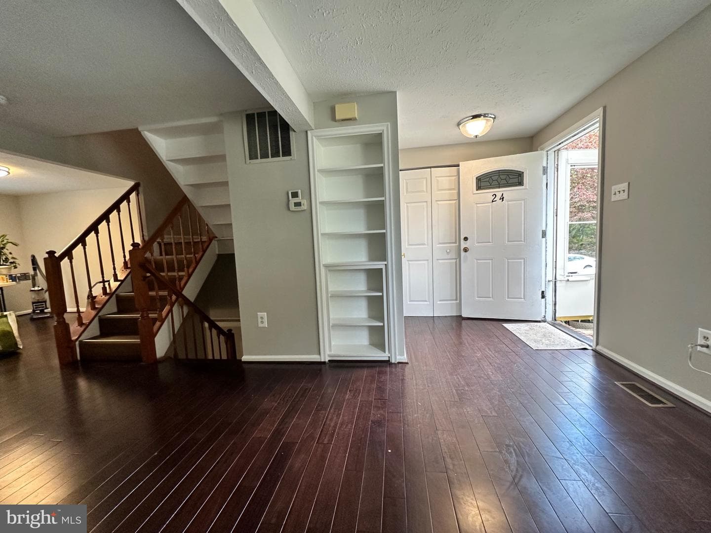 24 Alexander Court photo 9