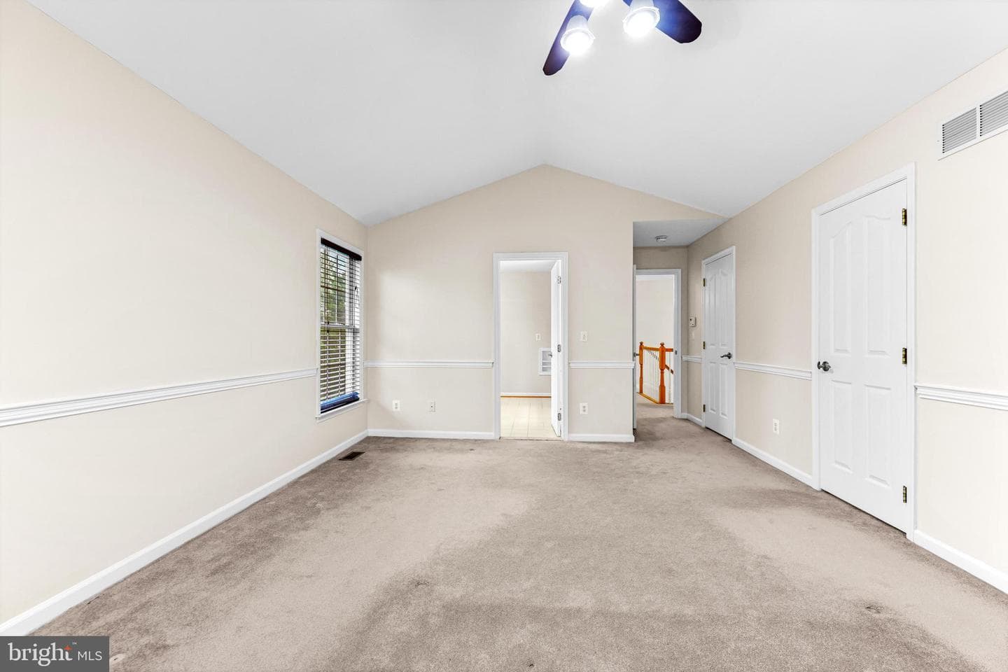 9001 Hines Road photo 24