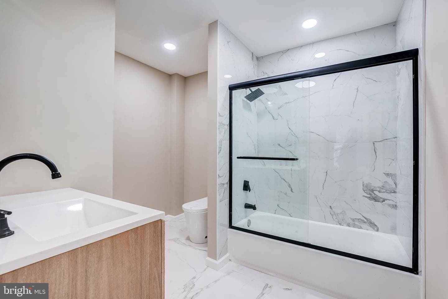 8813 Orchard Road photo 22