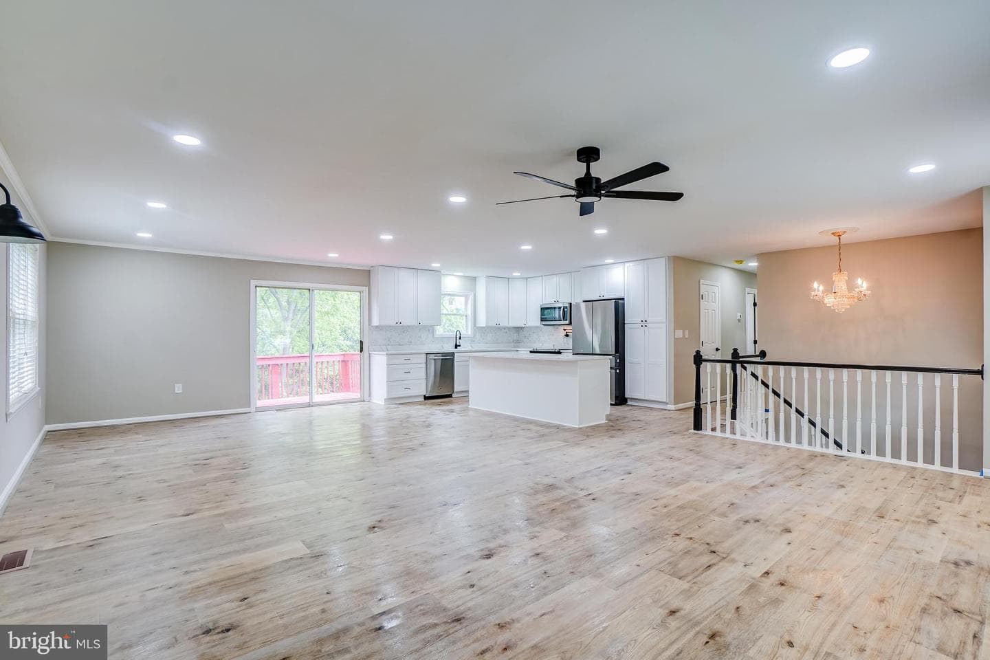 8813 Orchard Road photo 5