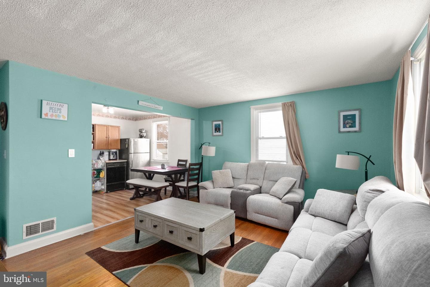 12 Elinor Avenue photo 3