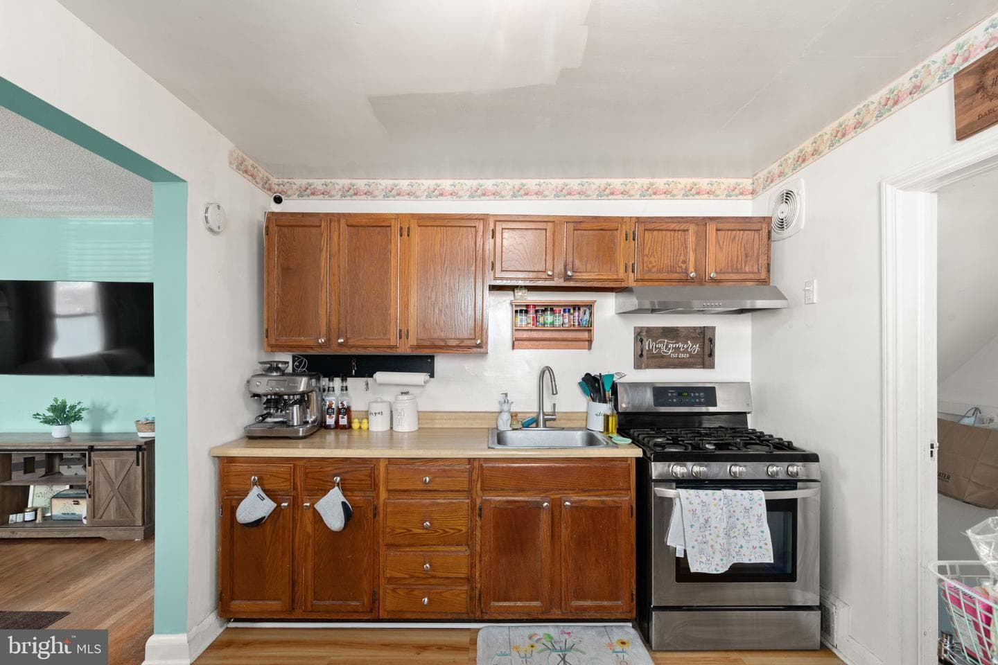 12 Elinor Avenue photo 7