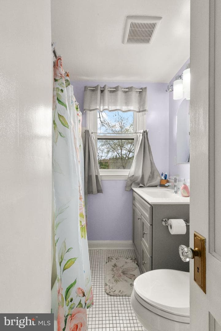 12 Elinor Avenue photo 9