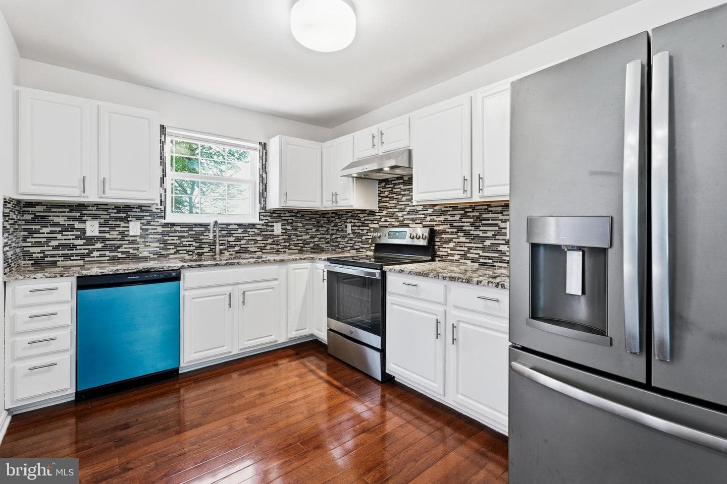 1404 Lafayette Avenue photo 10