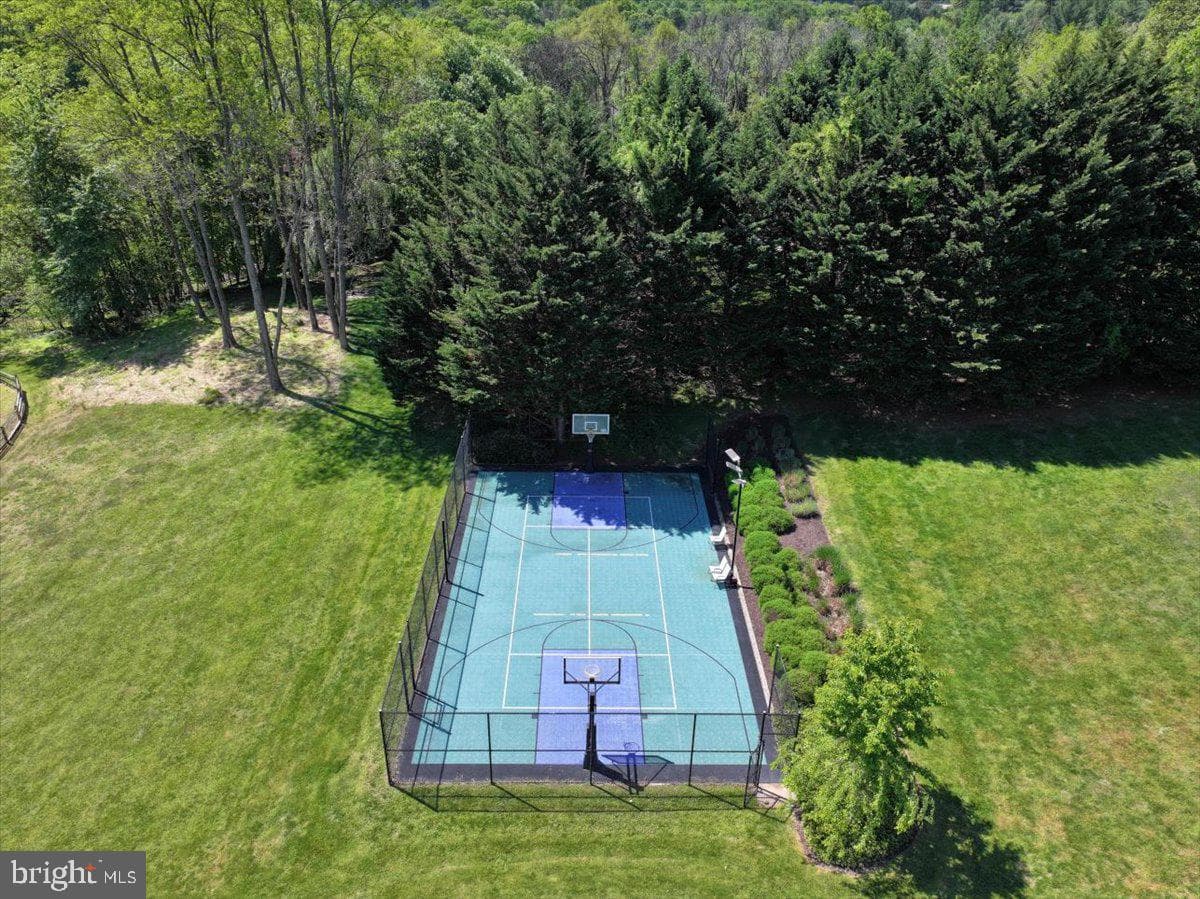 1203 Dairy Rd photo 6
