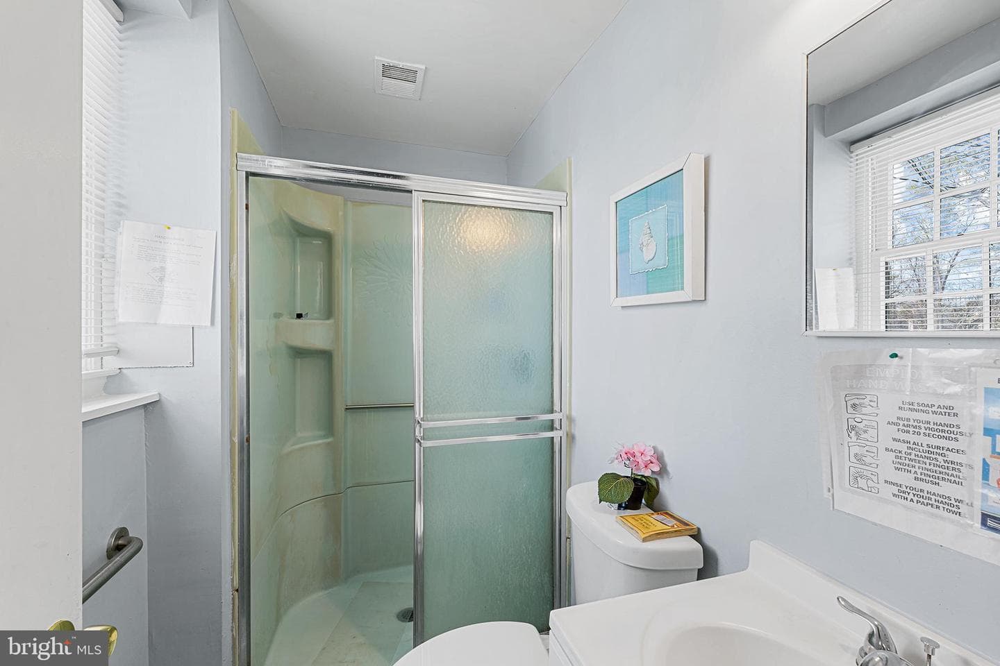 8912 Maplebrook Road photo 15