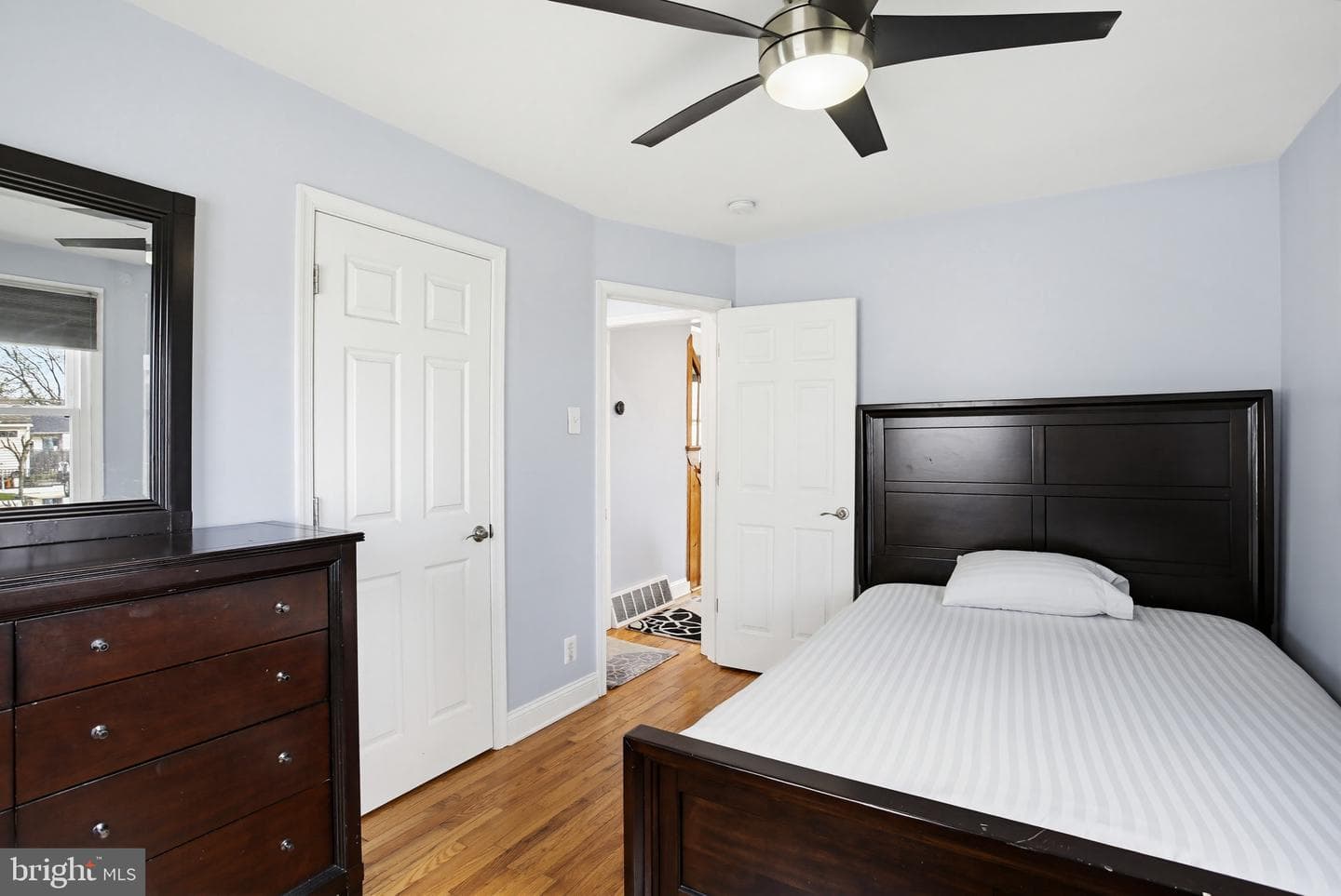 8209 Longpoint Road photo 17