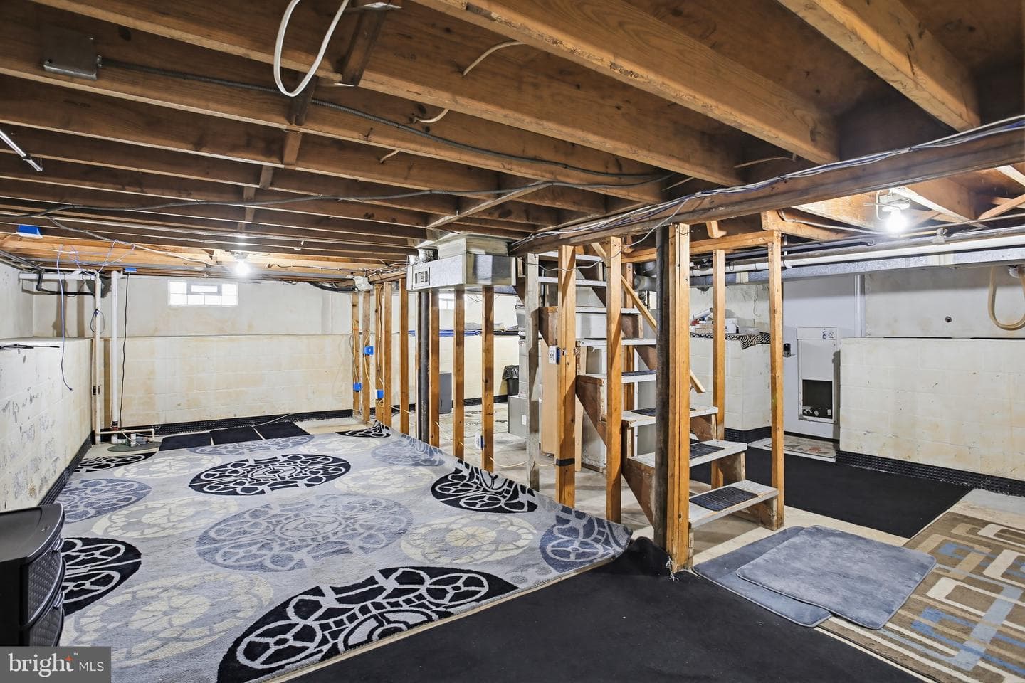8209 Longpoint Road photo 27