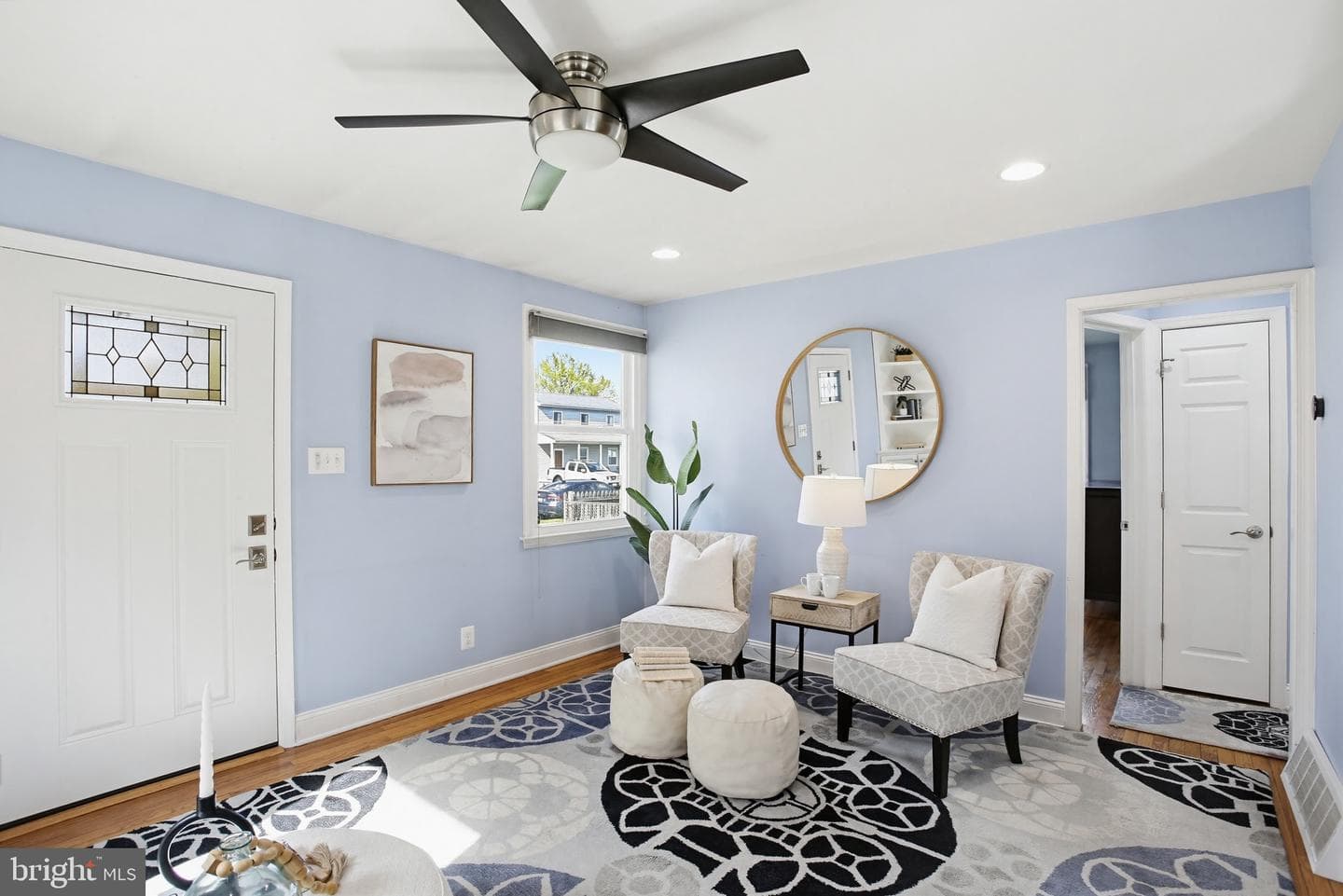 8209 Longpoint Road photo 3
