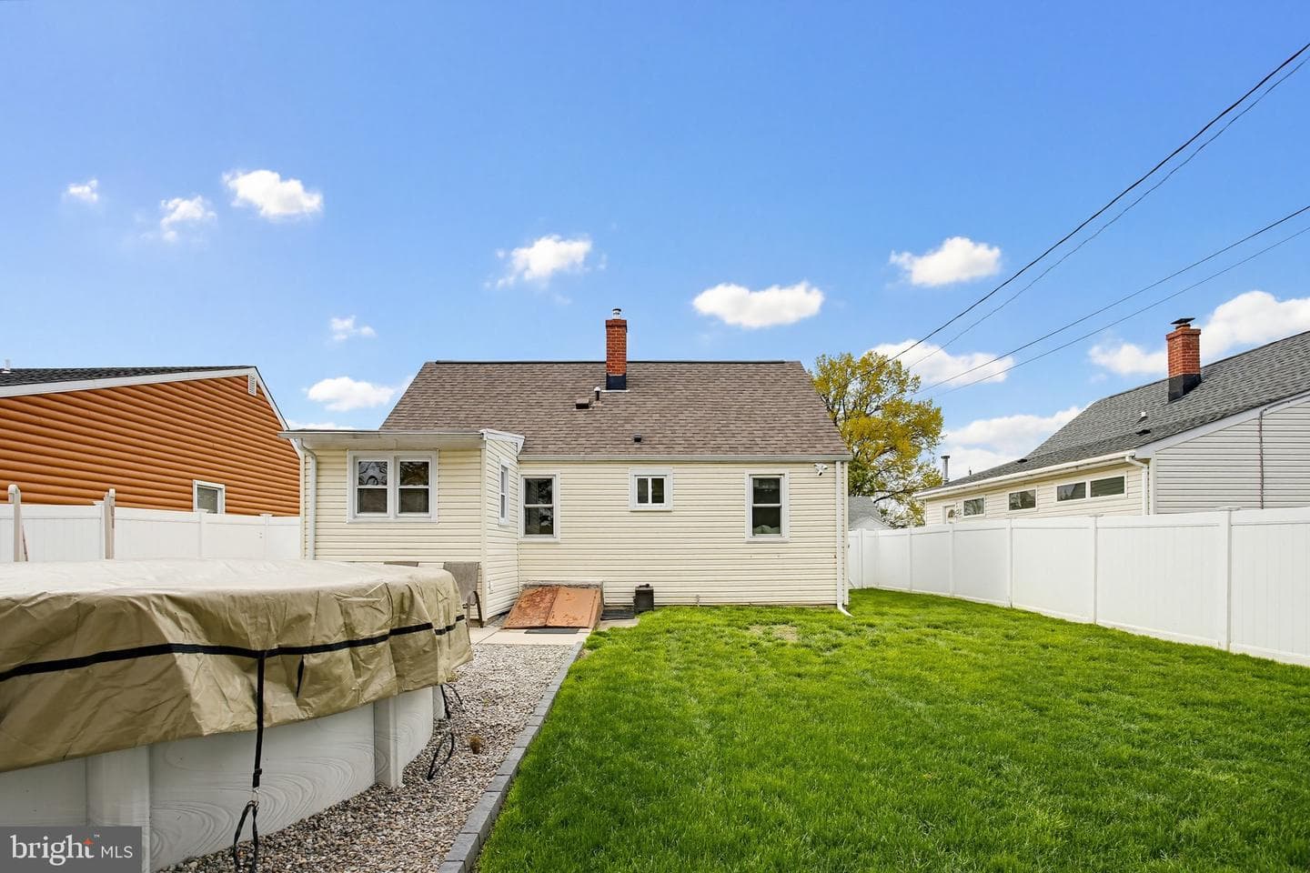 8209 Longpoint Road photo 32