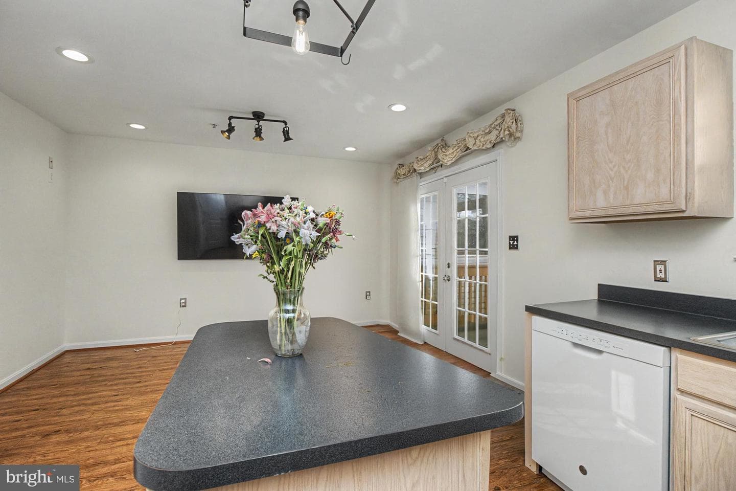 215 Carolstowne Road photo 15