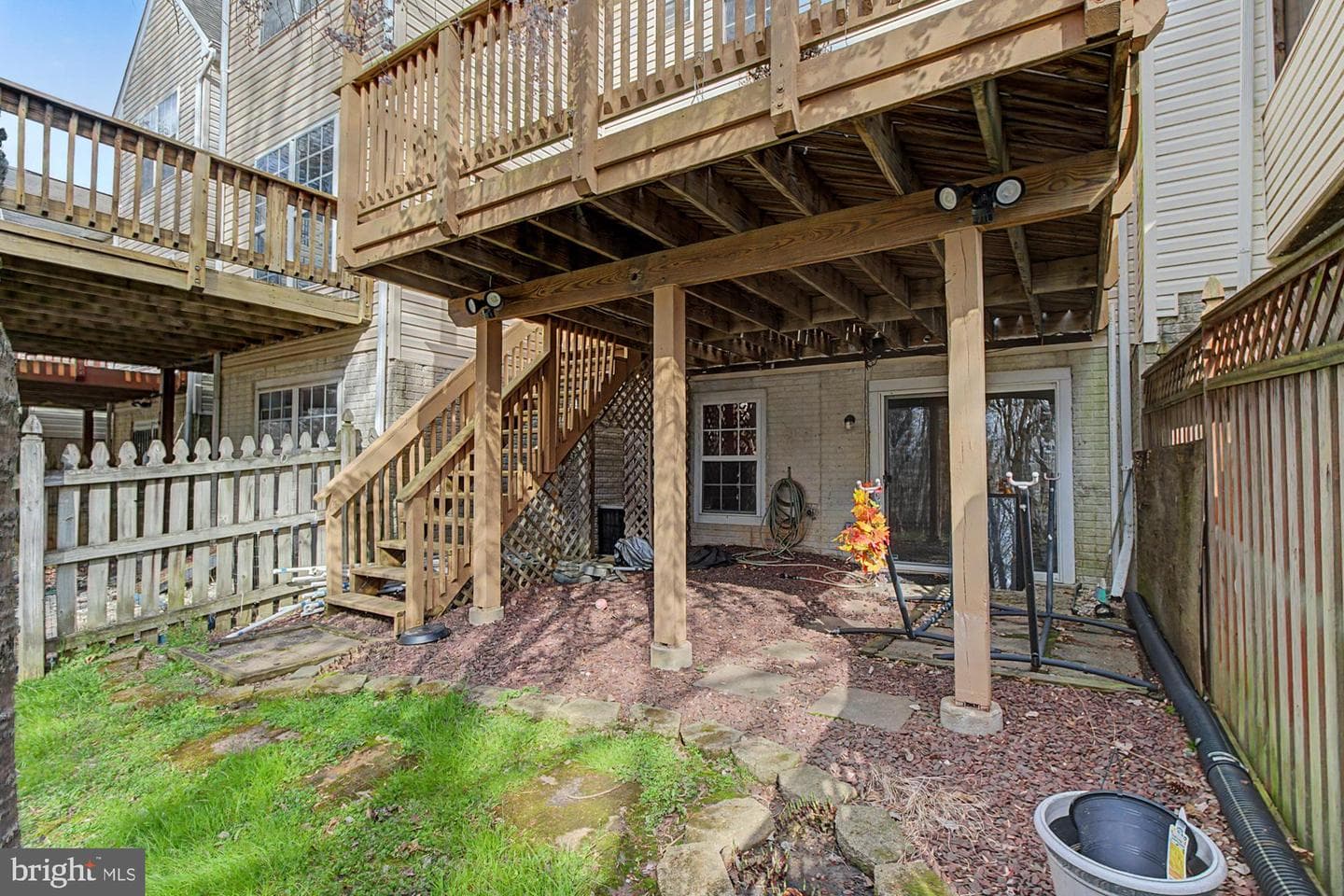 215 Carolstowne Road photo 47