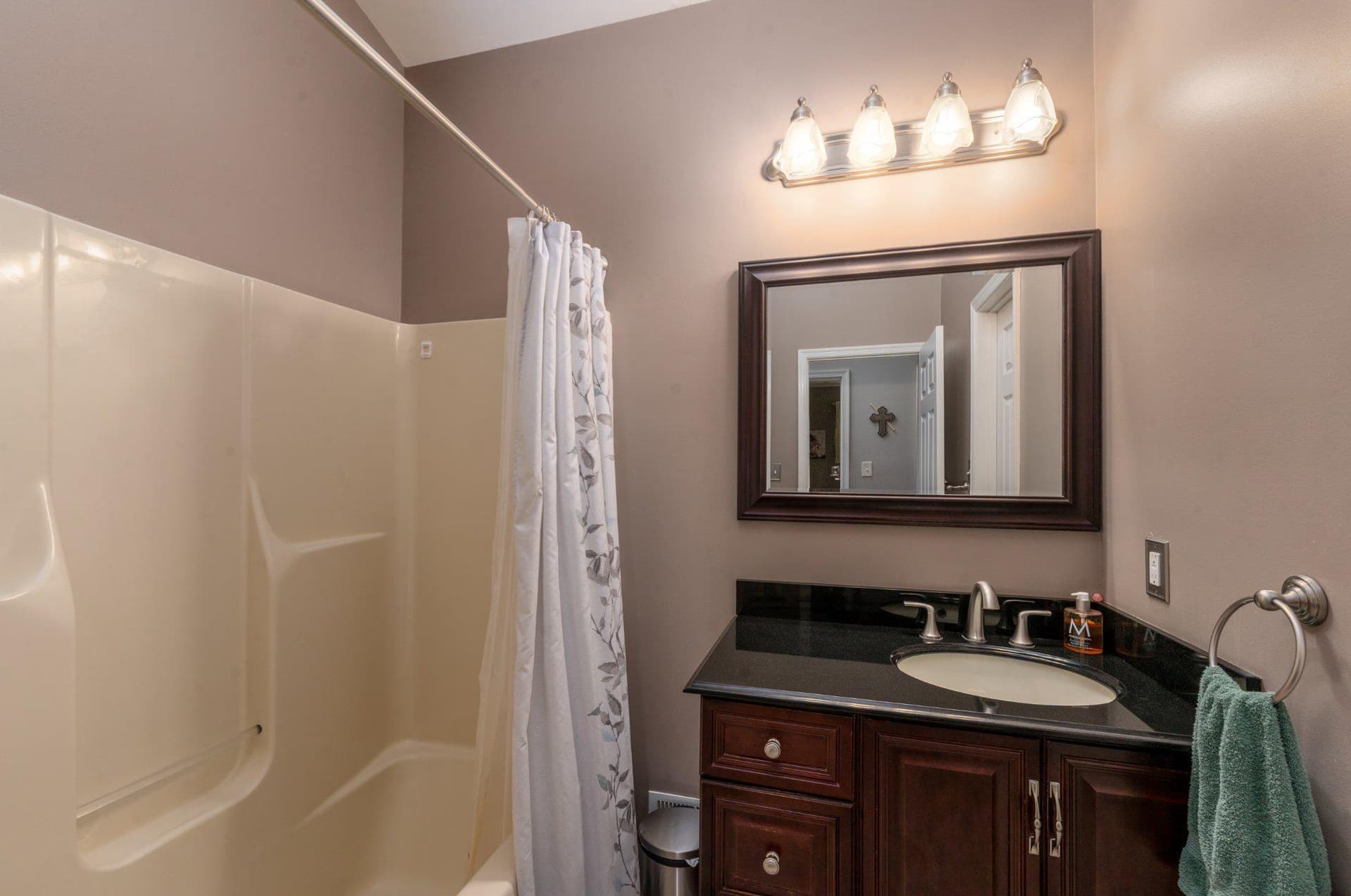 202 St Marys Road photo 14