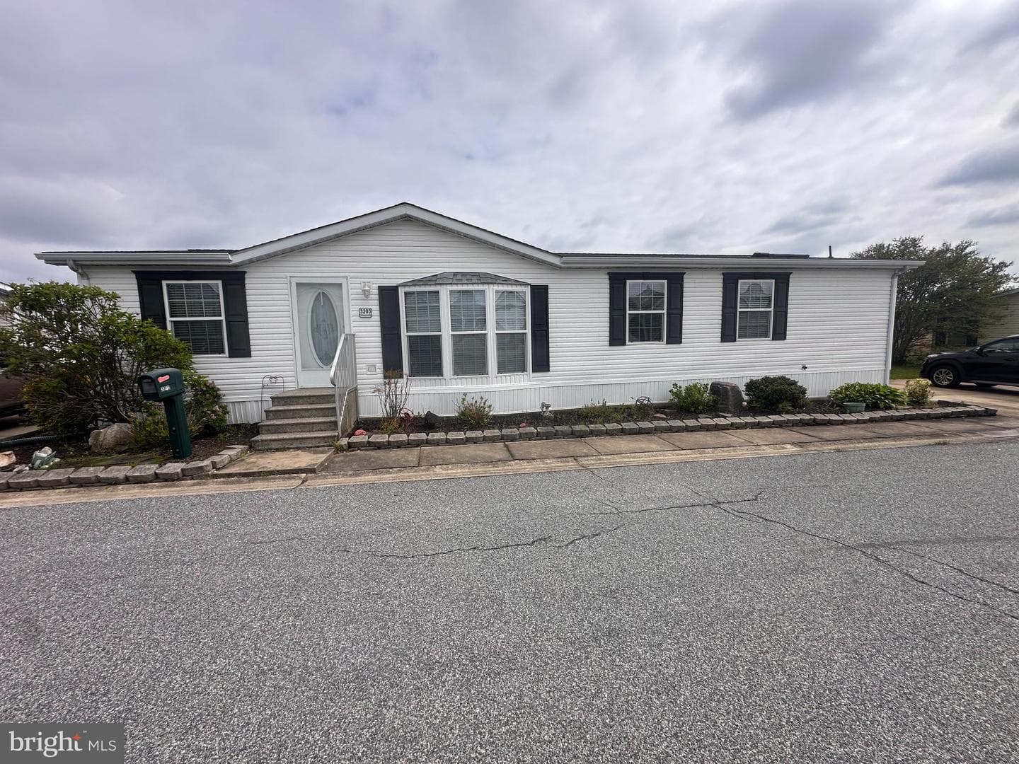 3203 Honeysuckle Lane
