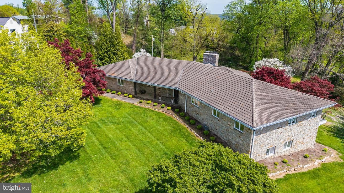 5 Lochview Court, Lutherville Timonium