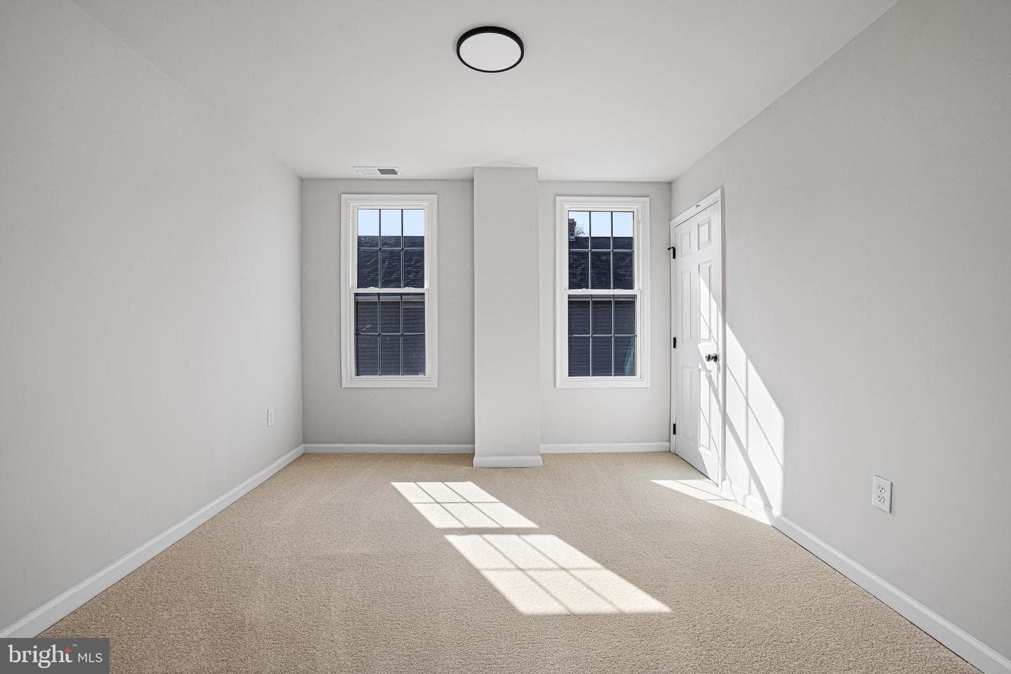 106 4th Avenue photo 21