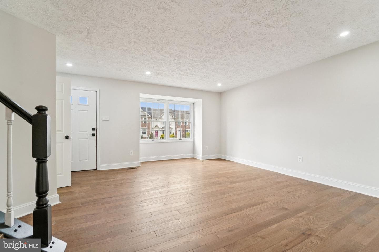 8727 Silver Hall Road photo 5