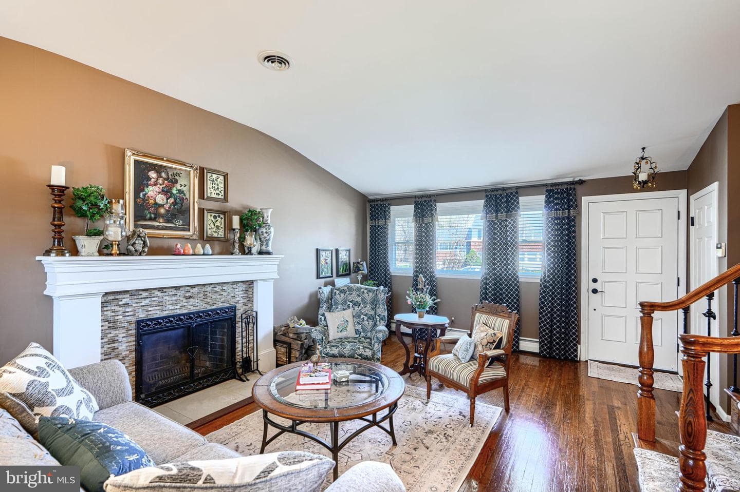 2118 Eastridge Road photo 5