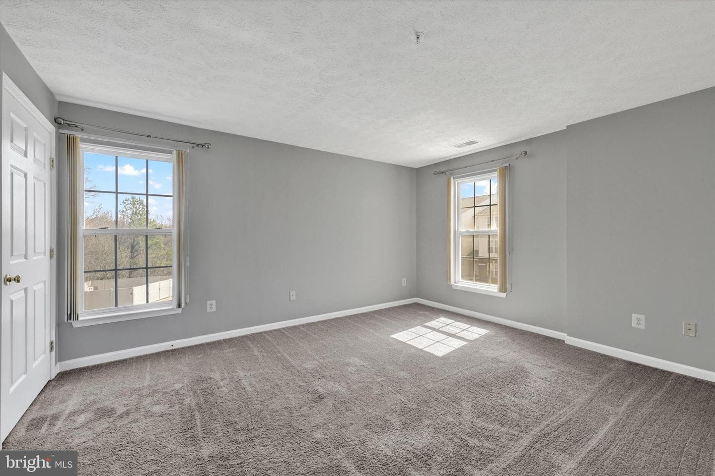 5047 Marchwood Court #6h photo 11