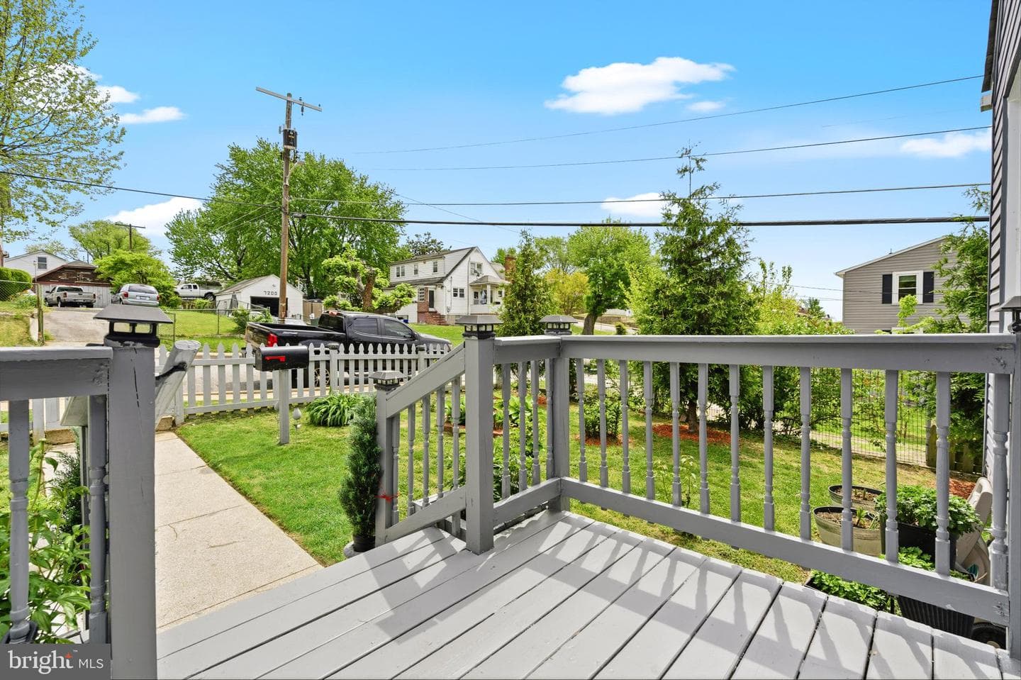 552 48th Street photo 3