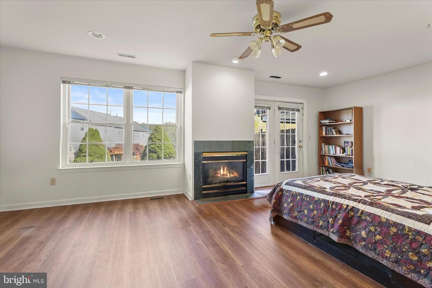 9410 Georgian Way photo 26