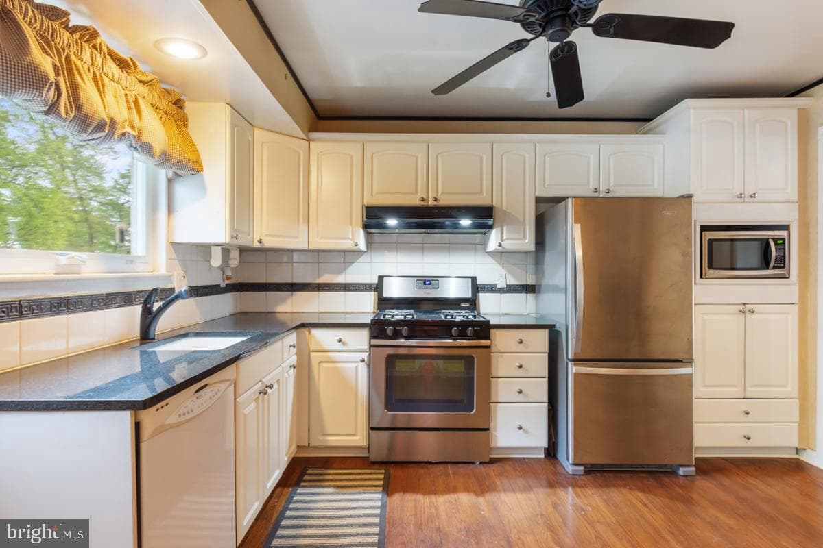 304 Townleigh Road photo 16