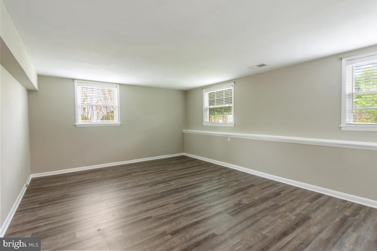 304 Townleigh Road photo 18
