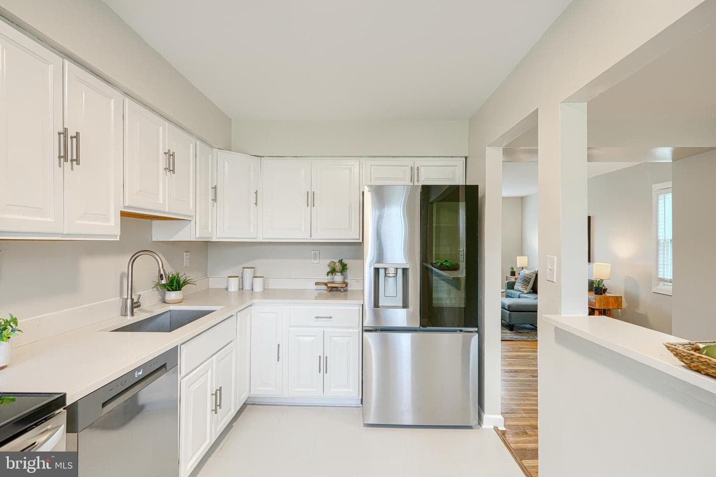 774 Seawall photo 13