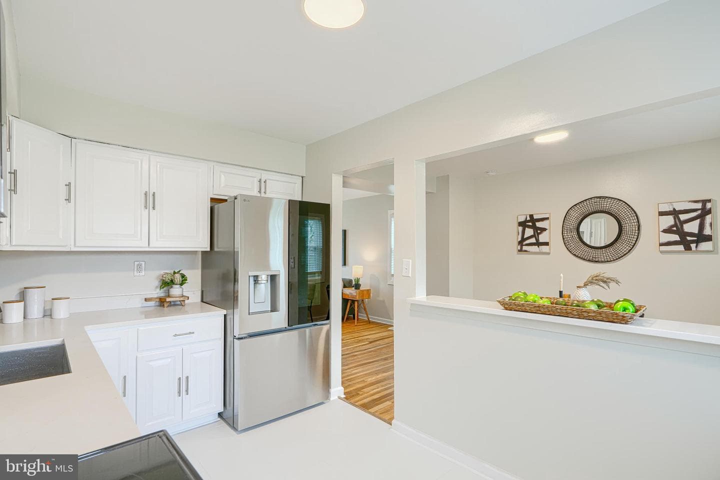 774 Seawall photo 14