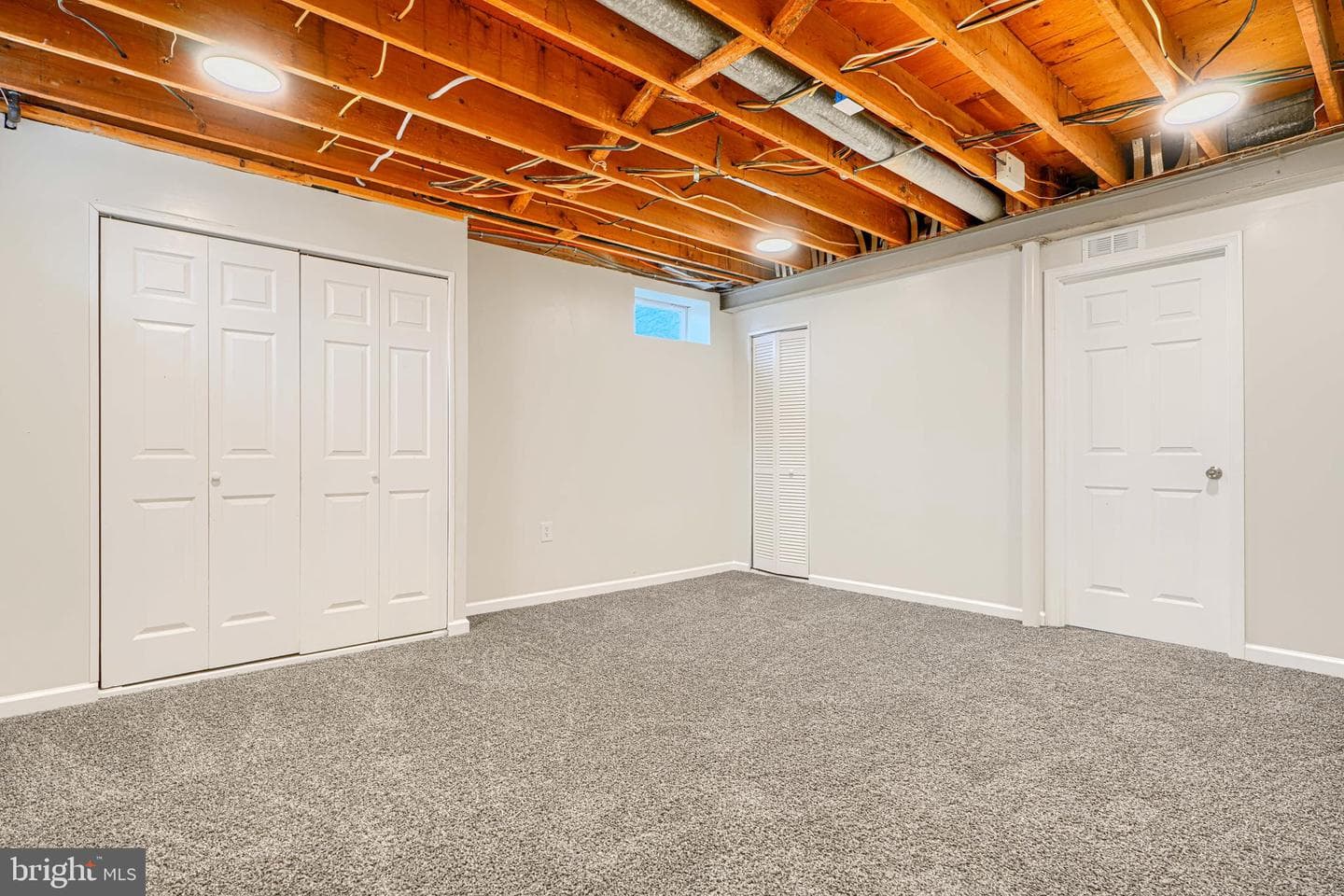 774 Seawall photo 29