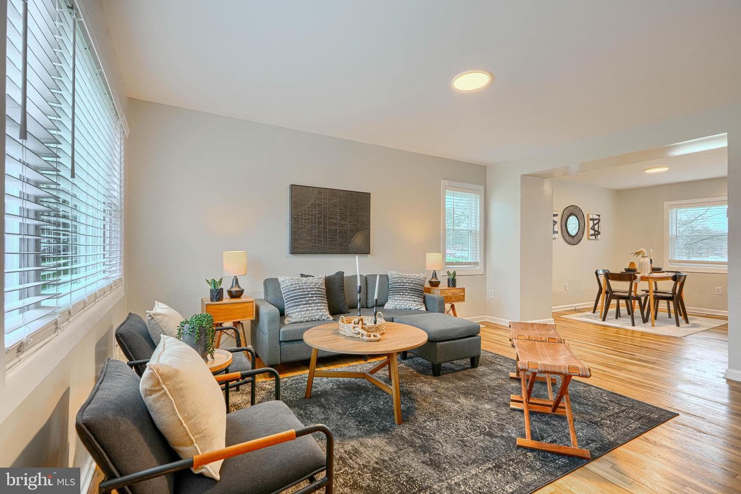 774 Seawall photo 3