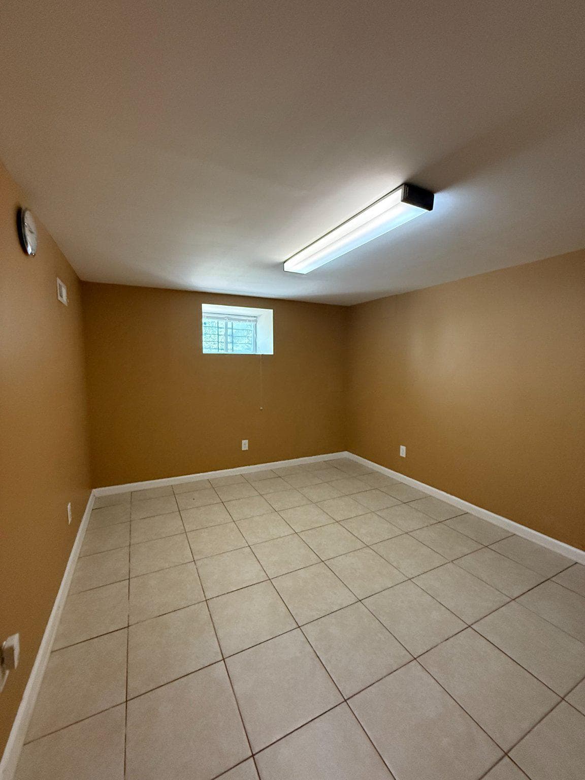 123 Winters Ln photo 20