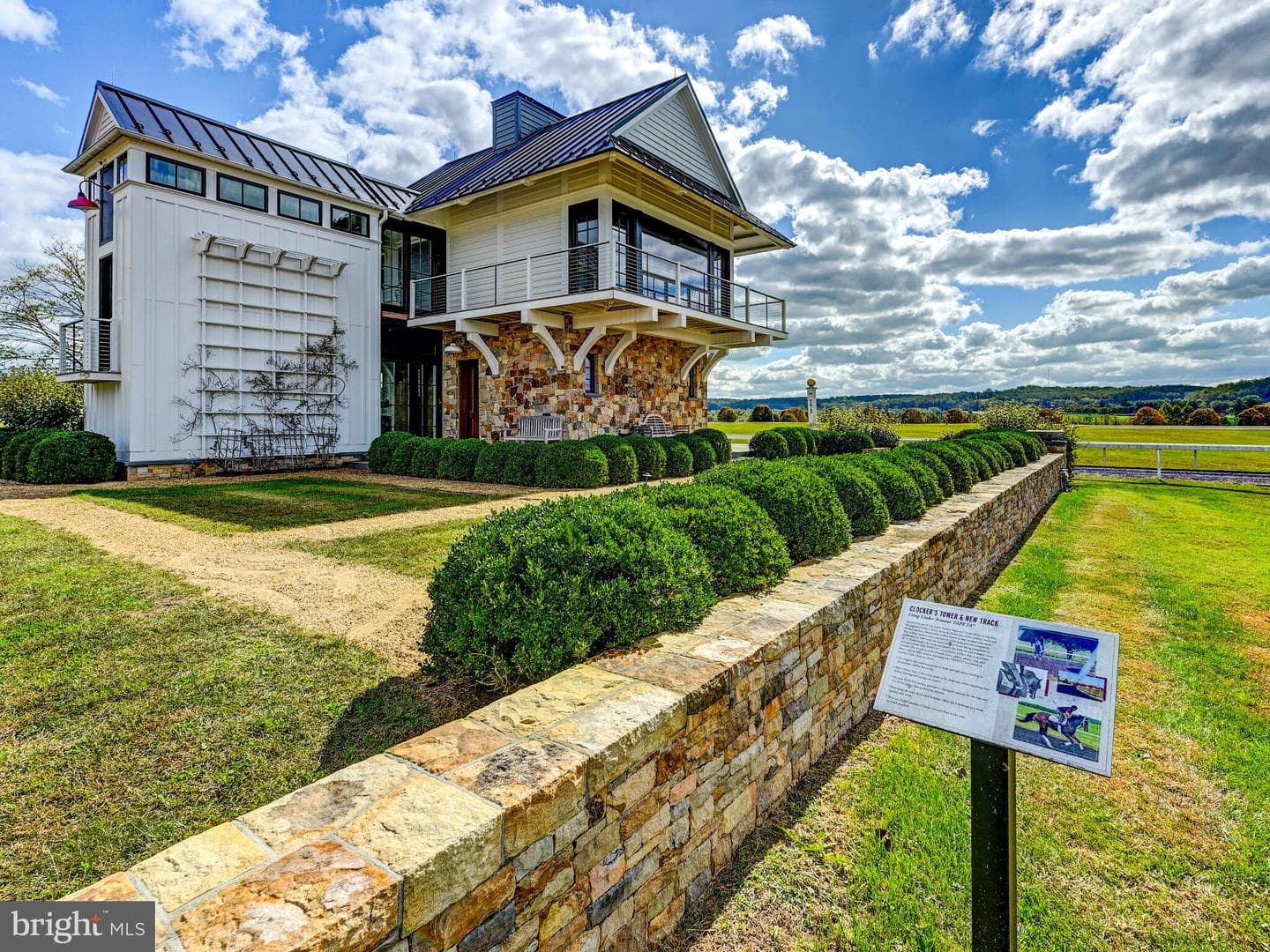 3366 Belmont Avenue photo 47