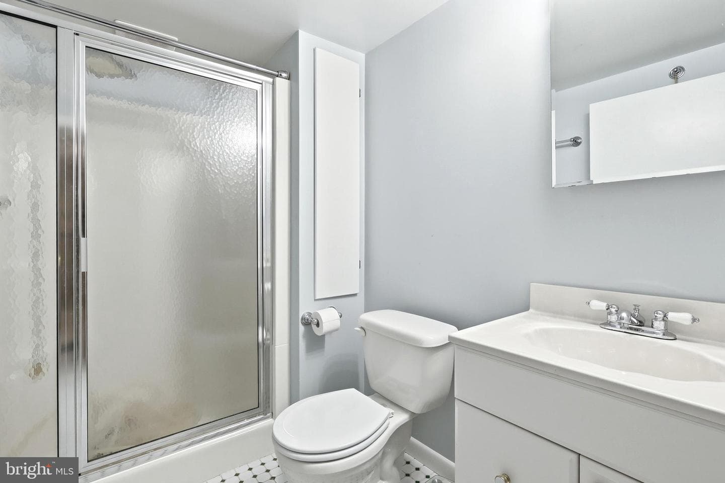 2426 Plainfield Road photo 26