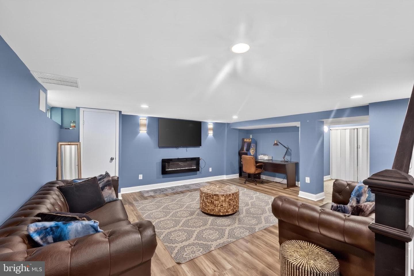8131 Kirkwall Court photo 30